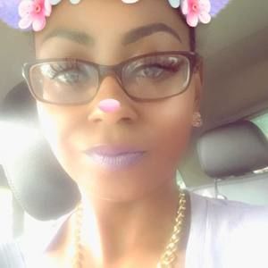 Meet your Posher, Sarina